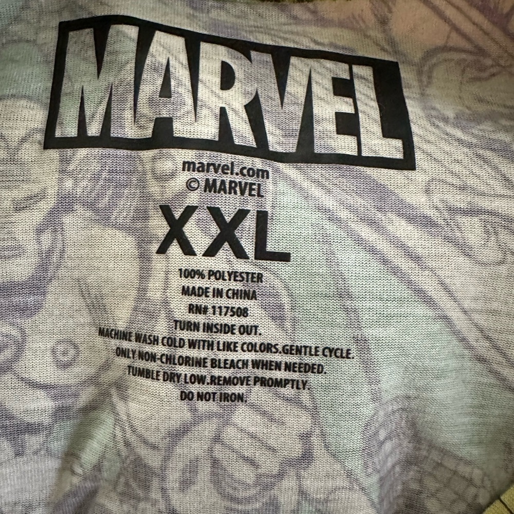 Marvel size XXL sweatshirt - Picture 3 of 8
